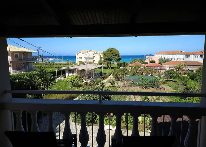 Boomerang Sea View Accommodation And Studios