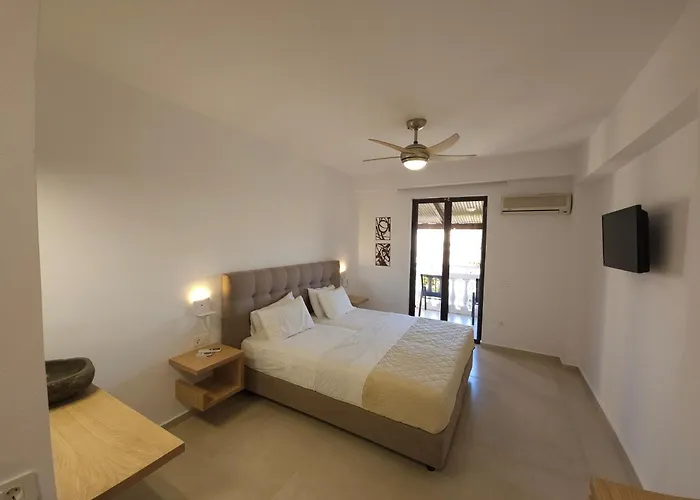 Boomerang Sea View Accommodation And Studios