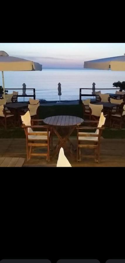 Boomerang Sea View And Apartment